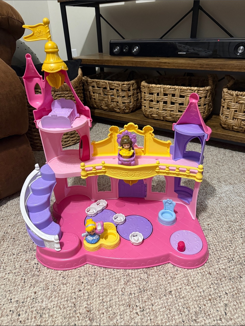 Fisher-Price Disney Princess Little People Musical Dancing Palace Playset